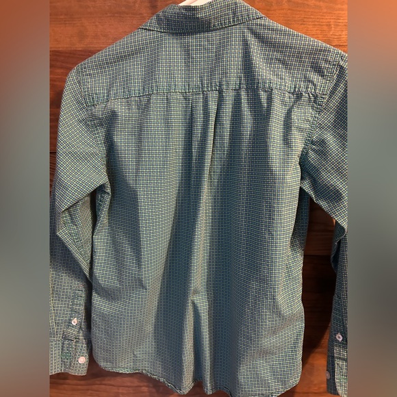 Blue and green Cinch shirt! - Picture 2 of 3